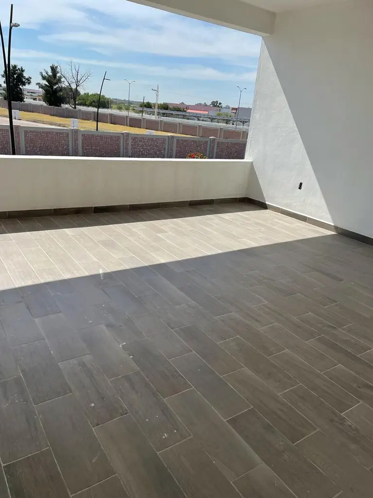 secondary property images 2