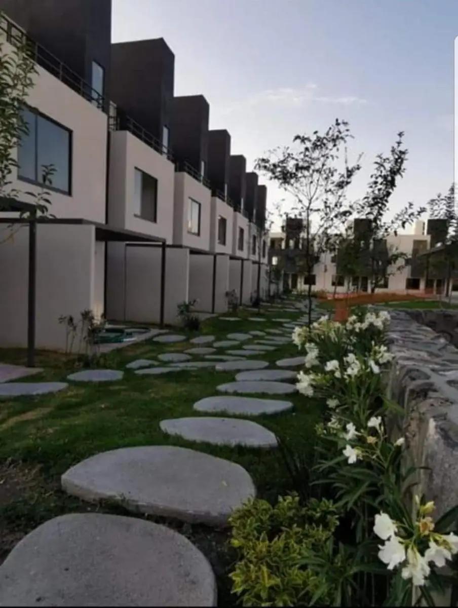 secondary property images 0