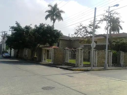 secondary property images 0